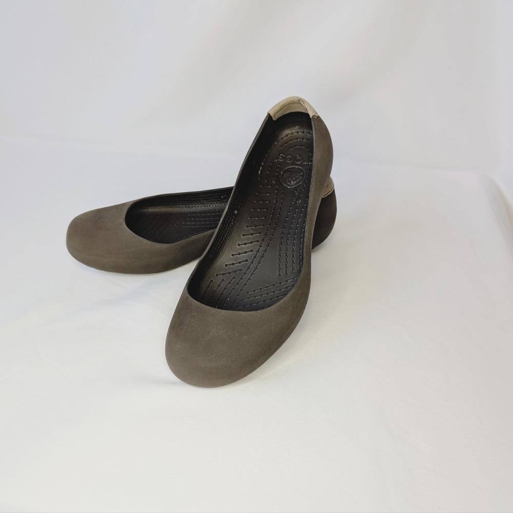 Crocs Marnie Brown Ballet Flats, Women's Size 7